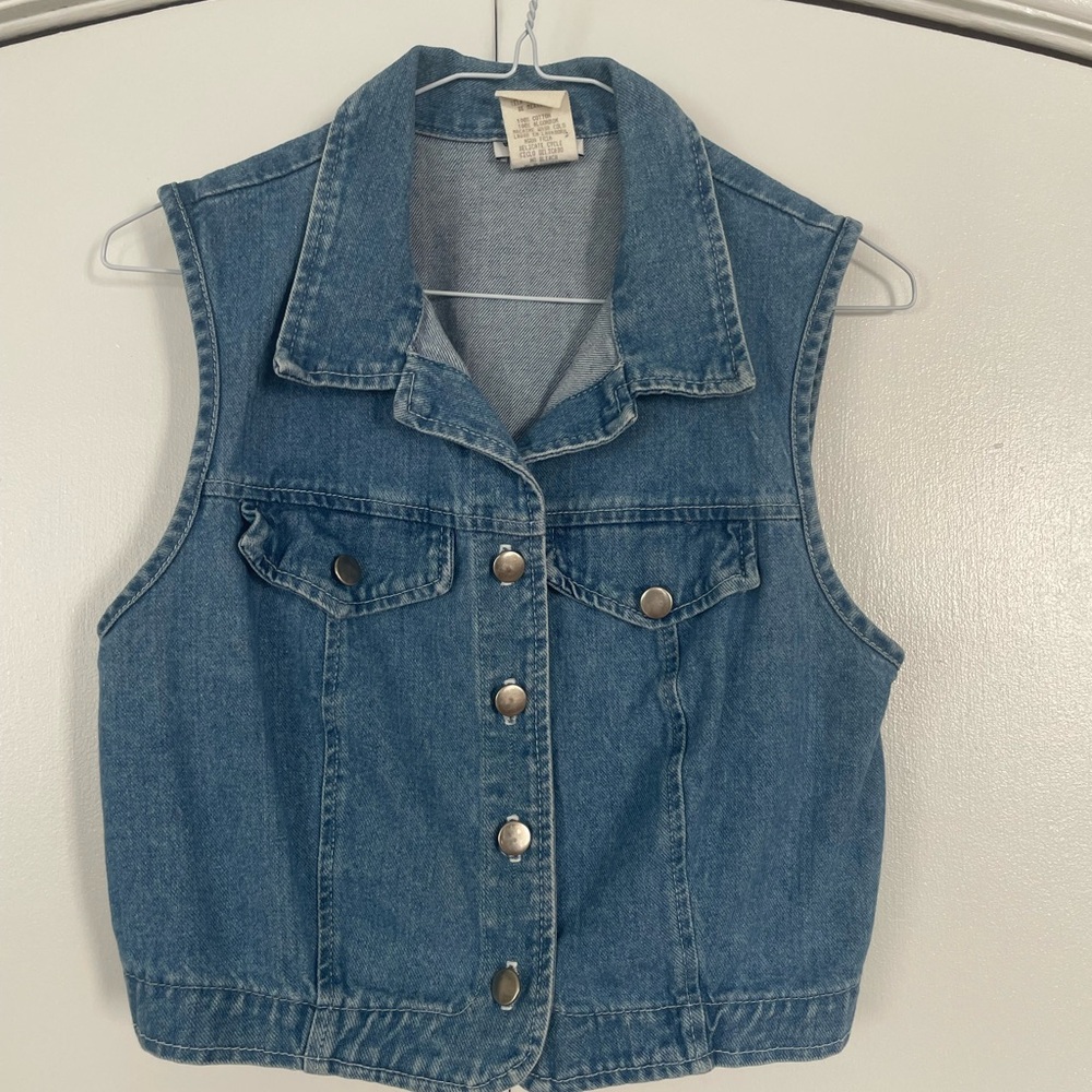Weathervane Denim Sleeveless Vest with Silver Buttons size small